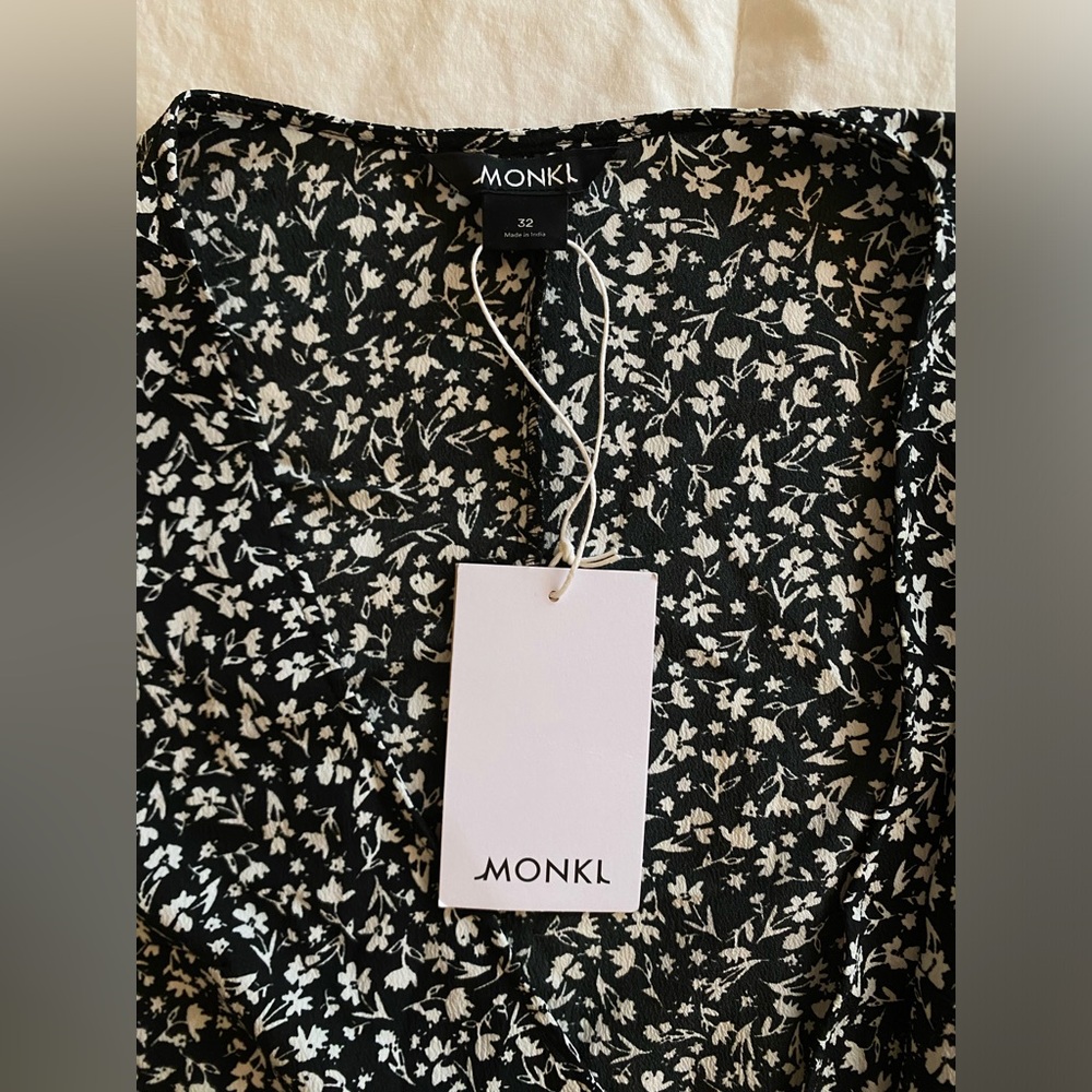 monki floral wrap dress - Picture 4 of 5